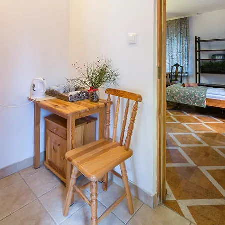 住宿加早餐酒店 Alpina 扎科帕内