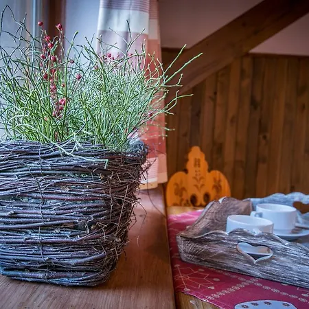 Alpina Bed & Breakfast