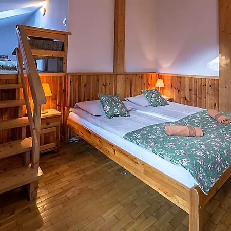 Bed and Breakfast Alpina 3*
