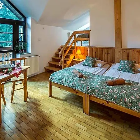 Bed and Breakfast Alpina 3*