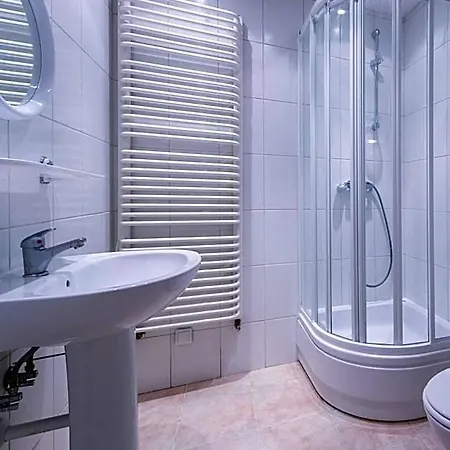 Bed & Breakfast Alpina 3*