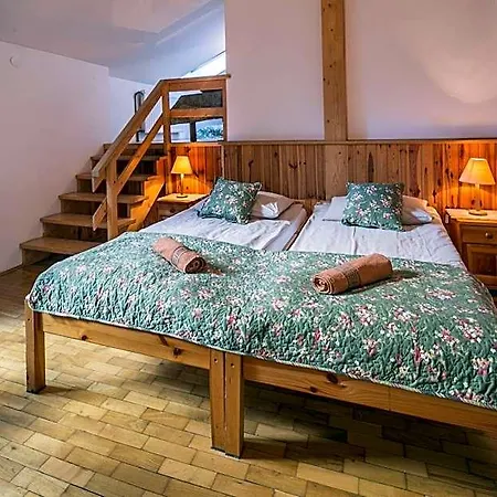 Bed & Breakfast Alpina 3*