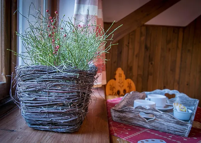 Alpina فندق مبيت وإفطار