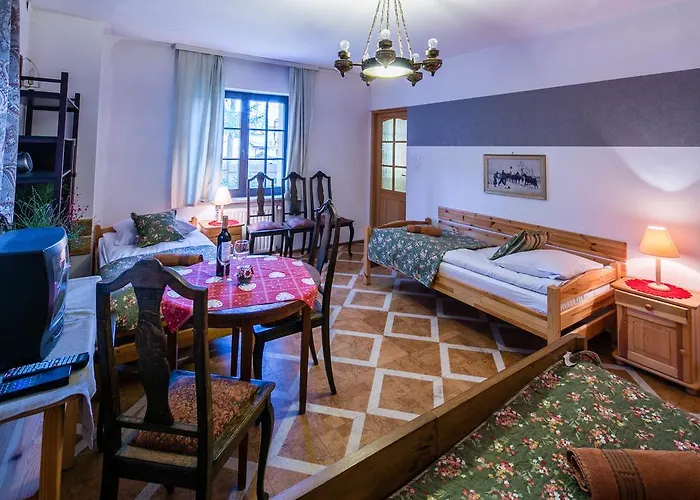 Alpina לינה וארוחת בוקר זקופאנה