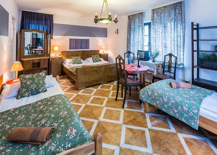 فندق مبيت وإفطار Alpina 3*